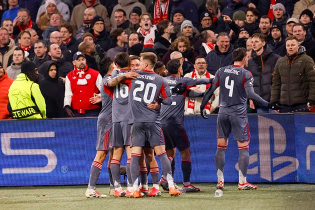 2026-01-28 AFC Ajax v Olympiacos FC - UEFA Champions League AMSTERDAM, NETHERLANDS - JANUARY 28: Santiago Hezze of Olympiacos FC and his teammates are celebrating their teams second goal during the UEFA Champions League match between AFC Ajax and Olympiacos FC at Johan Cruijff ArenA on January 28, 2026 in Amsterdam, Netherlands. Amsterdam Johan Cruijff ArenA Netherlands Content not available for redistribution in The Netherlands directly or indirectly through any third parties. Copyright: xBenxGalx