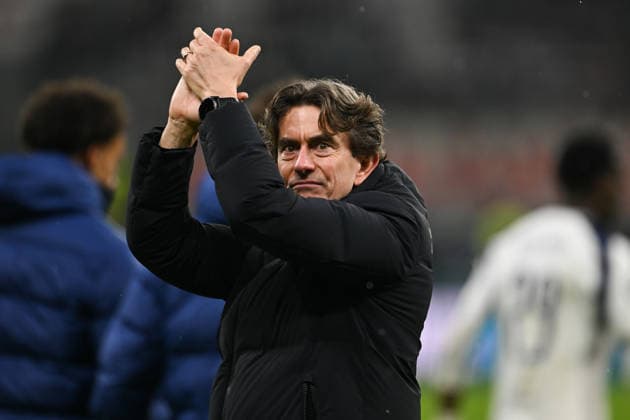 Thomas Frank (Tottenham Hotspur, Trainer) bedankt sich bei den Fans, GER, Eintracht Frankfurt vs Tottenham Hotspur, Fussball, UEFA Champions League, Ligaphase, 8. Spieltag, Spielzeit 2025 2026, 28.01.2026. GER, Eintracht Frankfurt vs Tottenham Hotspur, Fussball, UEFA Champions League, Ligaphase, 8. Spieltag, Spielzeit 2025 2026, 28.01.2026. Frankfurt Copyright: xEibner-Pressefoto FlorianxWiegandx EP_FWD