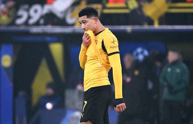 Fussball, Champions League, Deutschland, Herren, Saison 2025 2026, 8. Spieltag, Signal Iduna Park Dortmund: Bor. Dortmund - Inter Mailand 0:2; Jobe Bellingham (BVB) enttäuscht nach Spielende. Enttäuschung, Frust, Aktion.
