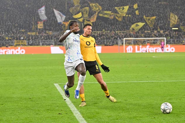 v.l. Marcus Thuram (Inter Mailand), Felix Nmecha (Borussia Dortmund) Aktion, Zweikampf, Fussball Champions League, Borussia Dortmund - Inter Mailand, 8. Spieltag, am 28.01.2026 in Dortmund Deutschland. UEFA regulations prohibit any use of photographs as image sequences and or quasi-video Â