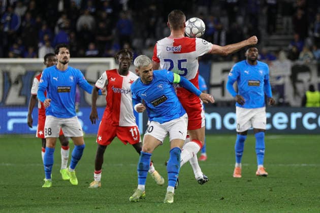 Cyprus Soccer Champions League Pafos Dragomir, in the center, fighting for the ball during the Champions League opening phase soccer match between Pafos FC and Slavia Praha, in Limassol, Cyprus, Wednesday, Jan. 28, 2026. Limassol Cyprus  Copyright: xDanilxShamkinx originalFilename:shamkin-notitle260128_npFmj.jpg