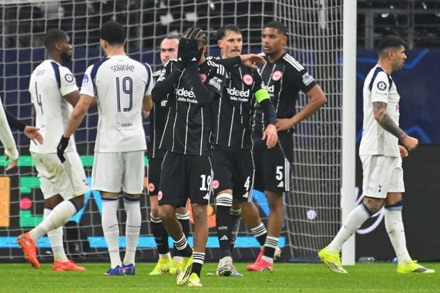 Jean Matteo BAHOYA (Eintracht Frankfurt) nach Gegentor, Enttaeuschung,Frust,enttaeuscht, frustriert,niedergeschlagen, Fussball Champions League,Saison 2025 26, Ligaphase Eintracht Frankfurt - Tottenham Hotspur 0-2 am 28.01.2026, D E U T S C H E B A N K P A R K