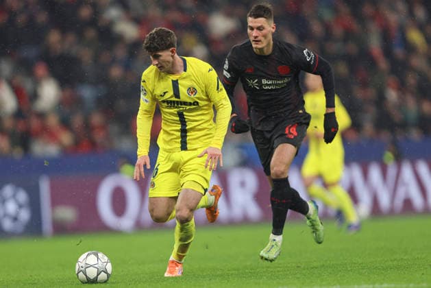 Pau Navarro (Villarreal CF) und Patrik Schick (Bayer 04 Leverkusen) battle for the ball during the UEFA Champions League 2025 26 League Phase MD8 match between Bayer 04 Leverkusen and Villarreal CF at BayArena on January 28, 2026 in Leverkusen, Germany. (Photo by Oliver Kaelke DeFodi Images) -