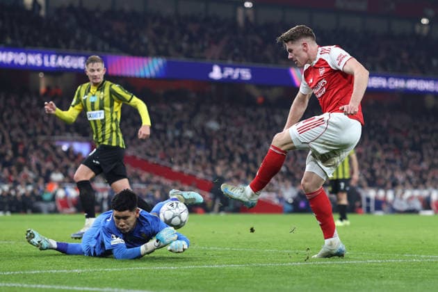 Arsenal v Kairat 28th January 2026, London - UEFA Champions League Football, Group Stage - Arsenal v Kairat - Kairat Almaty goalkeeper Temirlan Anarbekov saves a shot from Viktor Gyokeres of Arsenal - Photo: Charlotte Wilson Offside. London UK Copyright: xCharlottexWilsonx xOffsidexOffside