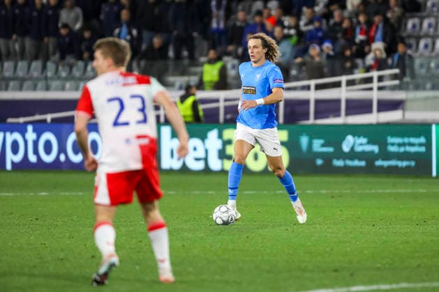 UEFA CL : Pafos vs Slavia Praha DAVID LUIZ of Pafos attacks with the ball. Pafos plays against Slavia Praha for the League Phase of the UEFA Champions League in Limassol stadium, Limassol, Cyprus, on Jan. 28, 2026. Limassol Cyprus Copyright: xKOSTASxPIKOULASx