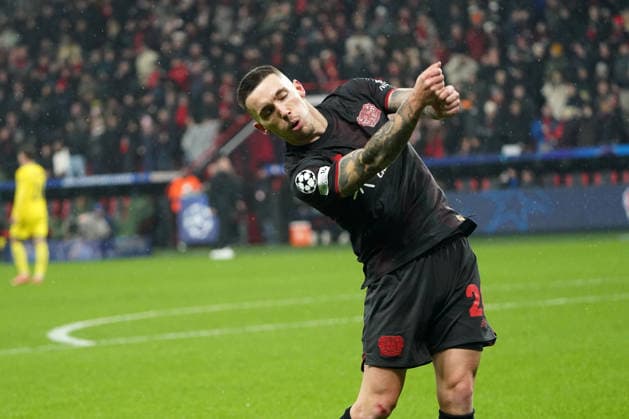 Fussball, UEFA Champions League 2025 2026, Bayer 04 Leverkusen vs FC Villarreal 28.01.2026 Bayarena Leverkusen, Alejandro Grimldo Bayer 04 Leverkusen Aktion, Einzelbild,
