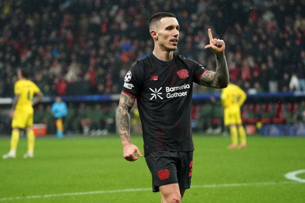 Fussball, UEFA Champions League 2025 2026, Bayer 04 Leverkusen vs FC Villarreal 28.01.2026 Bayarena Leverkusen, Alejandro Grimaldo Bayer 04 Leverkusen Torjubelt,Aktion, Einzelbild,