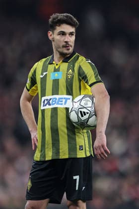 28th January 2026; Emirates Stadium, London, England; UEFA Champions League Football, Arsenal versus Kairat; Jorginho of FC Kairat Almaty before taking a penalty kick  HenningxvonxJagow