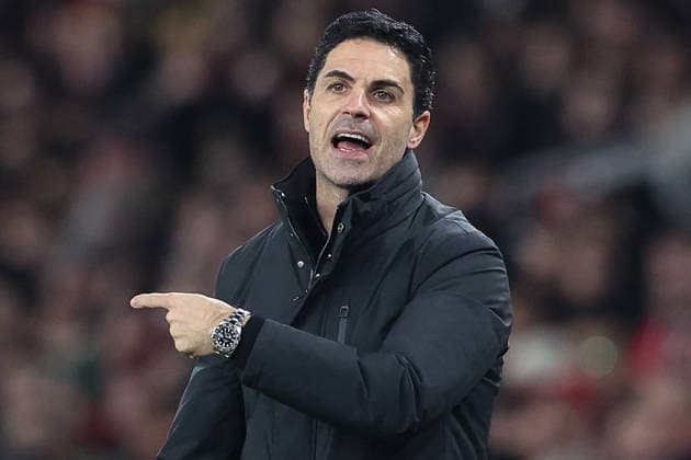 28th January 2026; Emirates Stadium, London, England; UEFA Champions League Football, Arsenal versus Kairat; Mikel Arteta Manager of Arsenal shouts instruction to players from the touchline  HenningxvonxJagow