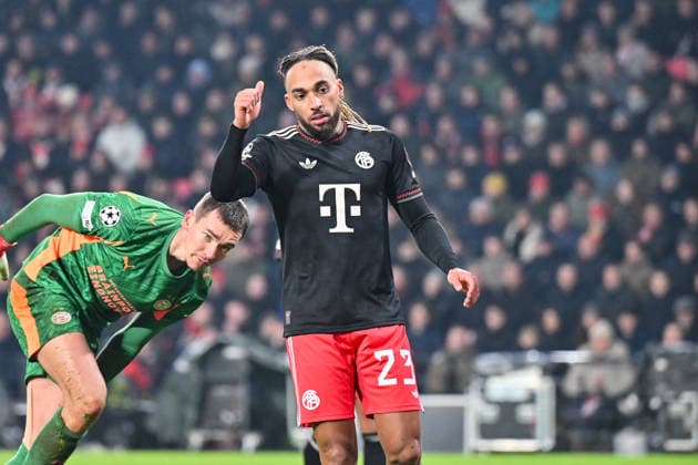 UEFA Champions League; PSV Eindhoven - FC Bayern München; 28.01.2026 EINDHOVEN, NETHERLANDS - 28. JANUARY: im Bild Sascha BOEY (FC Bayern Munich 23) während dem Match zwischen PSV Eindhoven und dem FC Bayern München am 8. Spieltag der UEFA Champions League Gruppenphase im Philips Stadion Copyright: xBEAUTIFULxSPORTS Goldbergx