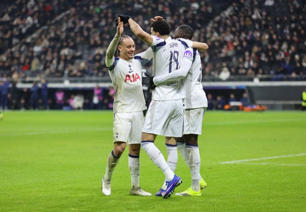 28.01.2026, Fussball UEFA Champions League, Eintracht Frankfurt - Tottenham Hotspur, emonline, emspor, v.l., Torjubel zum 0:2 durch Dominic Solanke (Tottenham Hotspur), Goal celebration, celebrate the goal DFL DFB REGULATIONS PROHIBIT ANY USE OF PHOTOGRAPHS AS IMAGE SEQUENCES AND OR QUASI-VIDEO. xdcx Copyright: HMBxMedia Claus