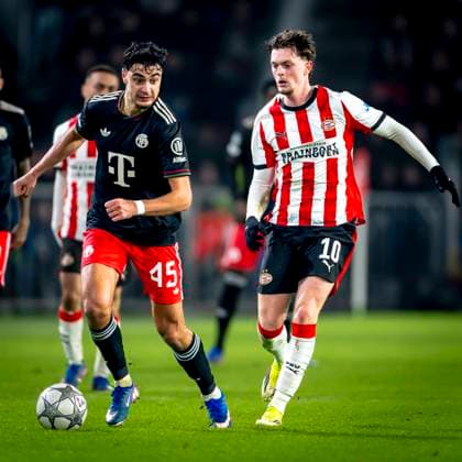 SC Bayern Munchen midfielder Aleksander Pavlovic, PSV Eindhoven midfielder Paul Wanner during the match PSV Eindhoven vs FC Bayern Munchen at the Philips stadium for the Champions League - League phase - Matchday 8 season 2025-2026 in EINDHOVEN, Netherlands on 28 01 2026, (Photo by Marcel van Dorst EYE4IMAGES) -