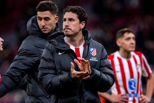 Atletico de Madrid v FK Bodo Glimt - UEFA Champions League 2025 26 League Phase MD8 Jose Maria Gimenez of Atletico de Madrid greets the fans during the UEFA Champions League 2025 26 League Phase MD8 match between Atletico de Madrid and FK Bodo Glimt at Estadio Riyadh Air Metropolitano on January 28, 2026 in Madrid, Spain. Madrid Estadio Riyadh Air Metropolitano Madrid Spain Copyright: xAlbertoxGardinx AGardin_20260128_Foot_Cham_Atl_Mad_Bod_0801