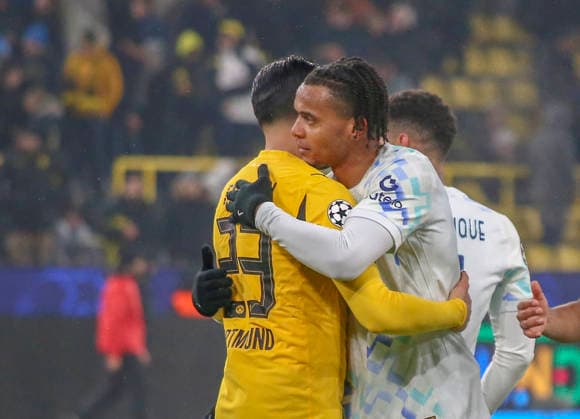 Fussball UEFA Champions League 2025 26, 8. Spieltag Ligaphase - Borussia Dortmund vs Inter Mailand - Signal Iduna Park-Stadion (Dortmund): Emre Can (Borussia Dortmund, 23) Manuel Akanji (Inter Mailand, 25) Dortmund Copyright: xAymanxAlahmedx