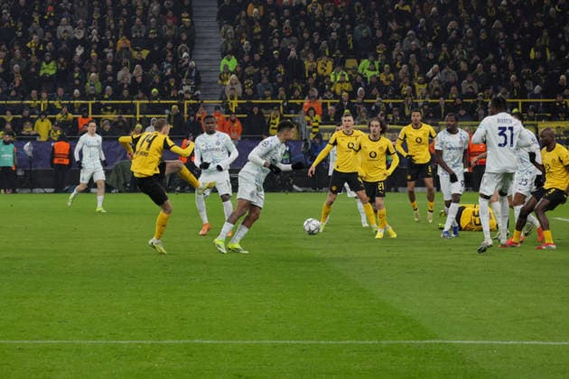 28.01.2026, xgrfx, Fussball UEFA Champions League , Borussia Dortmund - Inter Mailand v.l. (Borussia Dortmund) (DFL DFB REGULATIONS PROHIBIT ANY USE OF PHOTOGRAPHS as IMAGE SEQUENCES and or QUASI-VIDEO) Signal Iduna Park