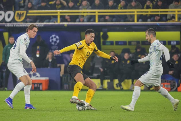 28.01.2026, xgrfx, Fussball UEFA Champions League , Borussia Dortmund - Inter Mailand v.l. Davide Frattesi (Inter Mailand), Jobe Bellingham (Borussia Dortmund), Henrikh Mkhytarian (Inter Mailand) (DFL DFB REGULATIONS PROHIBIT ANY USE OF PHOTOGRAPHS as IMAGE SEQUENCES and or QUASI-VIDEO) Signal Iduna Park
