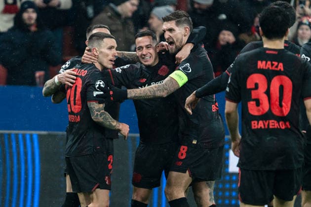 UEFA Champions League 2025 26 Bayer 04 Leverkusen vs. Villarreal CF 8. Spieltag der Ligaphase Mittwoch, 28.01.2026 BayArena (Nordrhein-Westfalen, Deutschland) Tor zum 3:0 durch Alejandro Grimaldo ( 20) Jubel Freude Emotionen Torjubel Lucas Vazquez ( 21) Aleix Garcia ( 24) Robert Andrich ( 8) Copyright: xCelinaxLeiersx