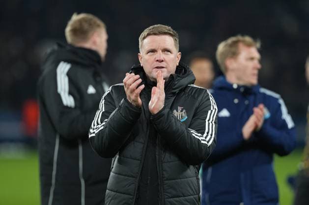 Newcastle manager Eddie Howe applauds the traveling fans after the match Paris Saint-Germain v Newcastle United, UEFA Champions League, Group Stage, Football, Parc des Princes, Paris, France - 28 Jan 2026Paris Parc des Princes France EDITORIAL USE ONLY No use with unauthorised audio, video, data, fixture lists, club league logos or live services. Online in-match use limited to 120 images, no video emulation. No use in betting, games or single club league player publications. Copyright: xDavexWinter Shutterstockx 16429499jo