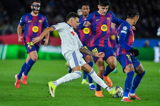 FC Barcelona, Barca v FC COPENHAGUE SPOTIFY CAMP NOU. BARCELONA. January 28, 2026 FC BARCELONA vs FC COPENHAGUE January 28, 2026 Larsson (11) of FC Copenhague dribbles Gerard Martin (18 ) of FC Barcelona during the soccer match corresponding to the eigth match of the group stage of the UEFA Champions League between FC Barcelona and FC Copenhague at Spotify Camp Nou in Barcelona, Spain. Barcelona ESP Copyright: xS.xRosx