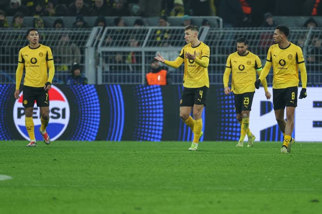 UEFA Champions League - Borussia Dortmund - Inter Mailand am 28.01.2026 im Signal Iduna Park in Dortmund Enttäuschte Dortmunder, hier mit Jobe Bellingham (Dortmund 7) , Nico Schlotterbeck (Dortmund 4) , Emre Can (Dortmund 23) und Felix Nmecha (Dortmund 8)