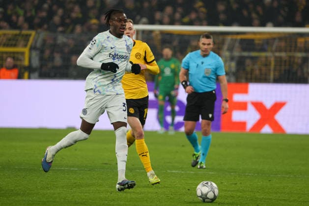Dortmund, Deutschland 28. Januar 2026: Champions League - 2025 2026 - Borussia Dortmund vs. Inter Mailand Im Bild: Yan Bisseck (Inter) Signal Iduna Park Nordrhein Westfalen Copyright: xFotostandx xFantinix