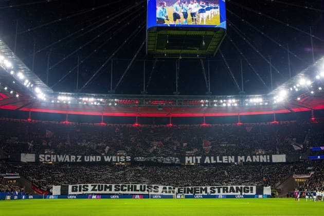 28.01.2026, xovx, Fußball UEFA Champions-League, Eintracht Frankfurt - Tottenham Hotspur Choreografie der Fans von Eintracht Frankfurt vor dem letzten Champions League-Spiel gegen Tottenham Hotspur (DFL DFB REGULATIONS PROHIBIT ANY USE OF PHOTOGRAPHS as IMAGE SEQUENCES and or QUASI-VIDEO) emspor Frankfurt am Main