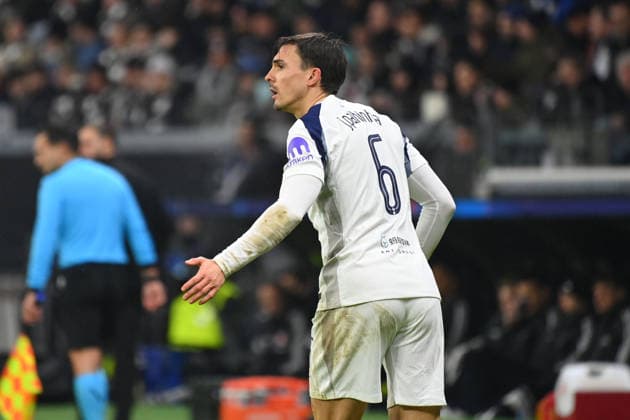 Joao PALHINHA (Tottenham), Gestik,gibt Anweisungen, Aktion,Einzelbild,angeschnittenes Einzelmotiv,Halbfigur,halbe Figur. Fussball Champions League,Saison 2025 26, Ligaphase Eintracht Frankfurt - Tottenham Hotspur 0-2 am 28.01.2026, D E U T S C H E B A N K P A R K
