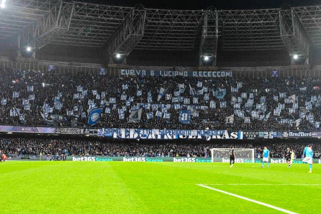 CALCIO - UEFA Champions League - SSC Napoli vs Chelsea FC Antonio Conte Coach coach of SSC Napoli gestures during the Uefa Champions League between SSC Napoli vs Chelsea FC :Agostino Gemito PA Naples Italy  Copyright: xIPAxSport ABACAx