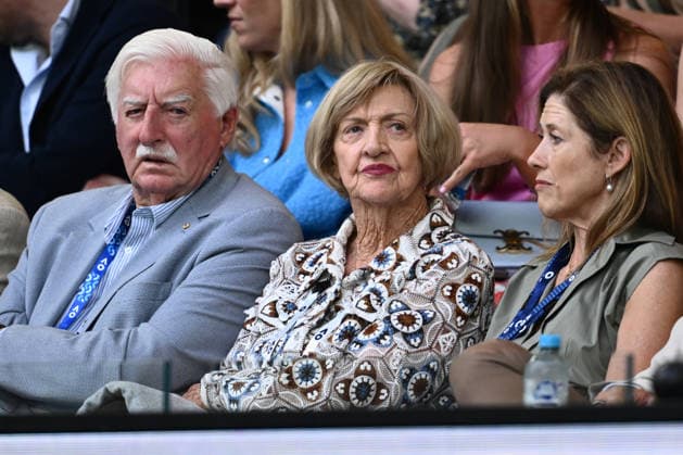 TENNIS AUSTRALIAN OPEN, Margaret Court watches Aryna Sabalenka of Russia and Elina Svitolina of Ukraine during the women™s semifinals against on day 12 of the 2026 Australian Open tennis tournament at Melbourne Park in Melbourne, Thursday, January 29, 2026. ( NO ARCHIVING MELBOURNE VICTORIA AUSTRALIA  Copyright: xJOELxCARRETTx 20260129181587194020