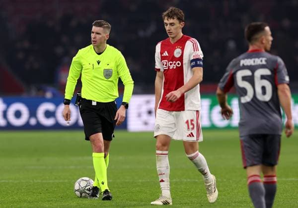 Referee Francois Letexier during the match AFC Ajax Amsterdam vs Olympiacos Piraues at the Johan Cruijff ArenA for the UEFA Champions League season 2025-2026 in AMSTERDAM, Netherlands on 28 january 2026 (Photo by Peter Lous EYE4IMAGES) -