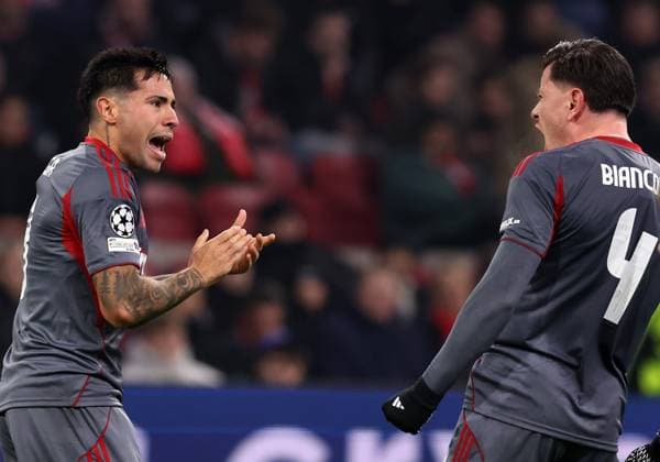 Francis Ortega of Olympiakos Piraeus celebrates after winning the game with Giulian Biancone of Olympiakos Piraeus during the match AFC Ajax Amsterdam vs Olympiacos Piraues at the Johan Cruijff ArenA for the UEFA Champions League season 2025-2026 in AMSTERDAM, Netherlands on 28 january 2026 (Photo by Peter Lous EYE4IMAGES) -