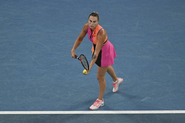 AUSTRALIAN OPEN 2026 MELBOURNE, AUSTRALIA - JANUARY 29: Aryna Sabalenka serves against Elina Svitolina (UKR) (NOT SEEN) during the Semifinals match at the Australian Open grand slam tennis tournament at Melbourne Park in Melbourne, Australia on January 29, 2026 Mark Avellino Anadolu Melbourne Australia. Editorial use only. Please get in touch for any other usage.  Copyright: x2026xAnadoluxMarkxAvellinox