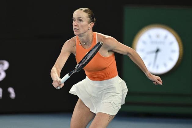 AUSTRALIAN OPEN 2026 MELBOURNE, AUSTRALIA - JANUARY 29: Elina Svitolina (UKR) in action against Aryna Sabalenka (NOT SEEN) during the Semifinals match at the Australian Open grand slam tennis tournament at Melbourne Park in Melbourne, Australia on January 29, 2026 Mark Avellino Anadolu Melbourne Australia. Editorial use only. Please get in touch for any other usage.  Copyright: x2026xAnadoluxMarkxAvellinox