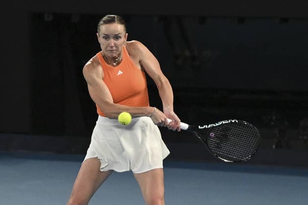 AUSTRALIAN OPEN 2026 MELBOURNE, AUSTRALIA - JANUARY 29: Elina Svitolina (UKR) in action against Aryna Sabalenka (NOT SEEN) during the Semifinals match at the Australian Open grand slam tennis tournament at Melbourne Park in Melbourne, Australia on January 29, 2026 Mark Avellino Anadolu Melbourne Australia. Editorial use only. Please get in touch for any other usage.  Copyright: x2026xAnadoluxMarkxAvellinox