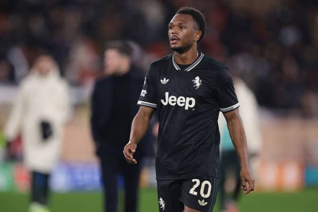 Monaco, Monaco, 28th January 2026. Lois Openda of Juventus reacts as he makes his way to the dressing room at half time of the AS Monaco vs Juventus UEFA Champions League match at Stade Louis II, Monaco. Picture credit should read: Jonathan Moscrop Sportimage EDITORIAL USE ONLY. No use with unauthorised audio, video, data, fixture lists, club league logos or live services. Online in-match use limited to 120 images, no video emulation. No use in betting, games or single club league player publications. SPI_132_JM_MONACO_JUVE_UCL SPI-4416-0132