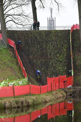 UCI World Championships 2026 Hulst - Media activities 29 01 2026 HULST, THE NETHERLANDS - JANUARY 29 : Illustration picture showing cyclocross riders on training during the official training session on the track of the 2026 UCI Cyclo-Cross World Championships on January 29, 2026 in Hulst, The Netherlands, 29 01 2026 Hulst The Netherlands  Copyright: xNicoxVereeckenx