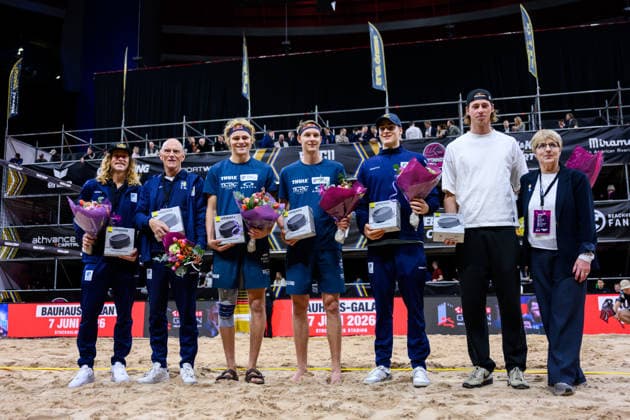 260129 Sveriges tränare Rasmus Jonsson och Anders Kristiansson och spelarna David Ahman, Jonatan Hellvig, Elmer Andersson och Jacob Hölting Nilsson under Stockholm Beach 2026 den 29 januari 2026 i Stockholm. Copyright: EMMAxWALLSKOG BB260129EW008