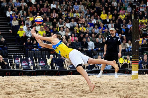 STOCKHOLM, SVERIGE 20260129 Sveriges Jacob Hölting Nilsson under beachvolleyboll-tävlingen Stockholm Beach 2026, en officiell deltävling i den internationella Queen & King of the Court-serien, i Avicii Arena i Stockholm. STOCKHOLM SVERIGE x60160x