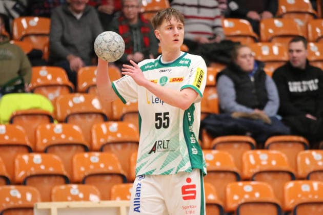 29.01.2026 Handball Herren 2025 2026 Testspiel Dessau-Roßlauer HV 06 - SC DHFK Leipzig Anhalt Arena Dessau Casper Gauer (Leipzig, 55, weiß) am Ball. Dessau-Roßlau Sachsen-Anhalt Deutschland