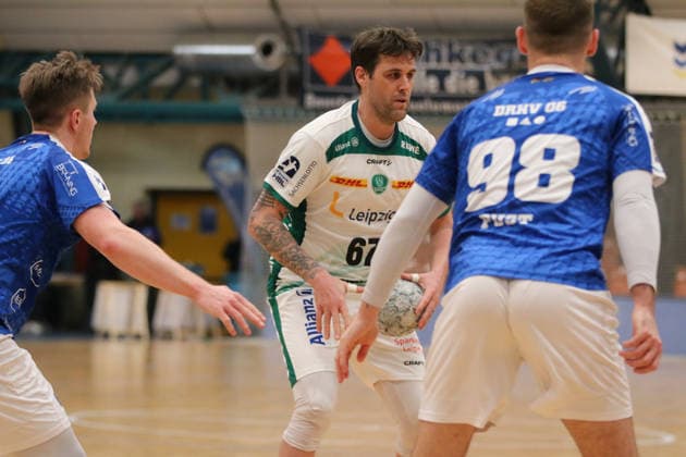 29.01.2026 Handball Herren 2025 2026 Testspiel Dessau-Roßlauer HV 06 - SC DHFK Leipzig Anhalt Arena Dessau Dean Bombac (Leipzig, 67, weiß) am Ball. Dessau-Roßlau Sachsen-Anhalt Deutschland