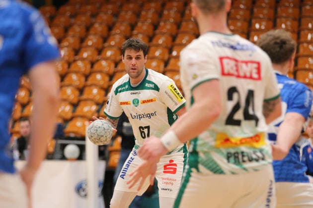 29.01.2026 Handball Herren 2025 2026 Testspiel Dessau-Roßlauer HV 06 - SC DHFK Leipzig Anhalt Arena Dessau Dean Bombac (Leipzig, 67, weiß) am Ball. Dessau-Roßlau Sachsen-Anhalt Deutschland