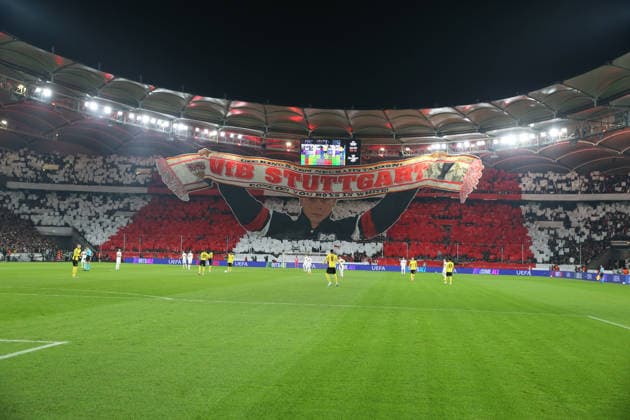 29.01.2026, xrekx, Fussball UEFA Europa League, VfB Stuttgart - Young Boys Bern v.l. VfB Stuttgart Fans ,Stimmung, Schals, Trikot, Fahne, Banner, Ultras, Zuschauer, Besucher, Choreo, Choreografie, atmosphere, spectators, Visitors (DFL DFB REGULATIONS PROHIBIT ANY USE OF PHOTOGRAPHS as IMAGE SEQUENCES and or QUASI-VIDEO) Stuttgart