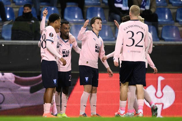 260129 Taha Ali of Malmö FF celebrates after 0-1 during the UEFA Europa League football match between KRC Genk and Malmö FF on January 29, 2026 in Genk. Photo: Simon Hastegard BILDBYRAN kod SH SH0684 fotboll football soccer fotball uefa europa league europa league krc genk malmö ff bbeng jubel Copyright: SIMONxHASTEGARD BB260129SH034