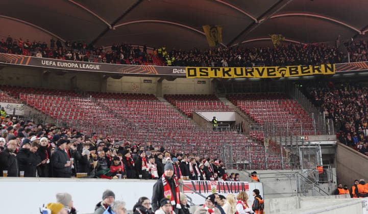 Stuttgart, Fußball Europa League , VfB Stuttgart vs. BSC Young Boys Bern , leerer Block . leerer Gästeblock