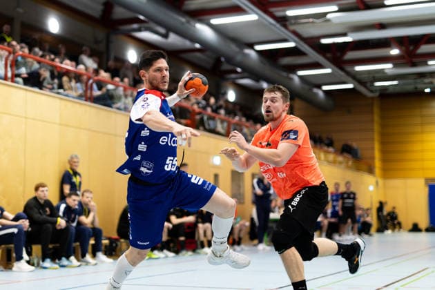 Csaba Leimeter (HBW Balingen Weilstetten, 55) beim Wurf, HBW Balingen Weilstetten vs. Kadetten Schaffhausen, Handball, Testspiel, Saison 2025 2026, 29.01.26 Eibner-Pressefoto Andreas Ulmer HBW Balingen Weilstetten vs. Kadetten Schaffhausen, Handball, Testspiel, Saison 2025 2026, 29.01.26 Dotternhausen Copyright: xEibner-Pressefoto AndreasxUlmerx EP_AUR
