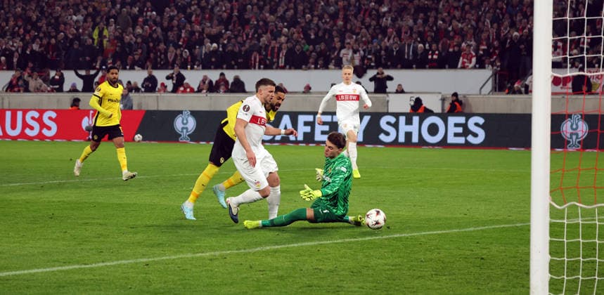 29.01.26 VfB Stuttgart - Young Boys Bern Deutschland, Stuttgart, 29.01.2026, Fussball, UEFA Europa League, Saison 2025 2026, VfB Stuttgart - Young Boys Bern: Ermedin Demirovic (VfB Stuttgart); Tor 2:0 Demirovic.