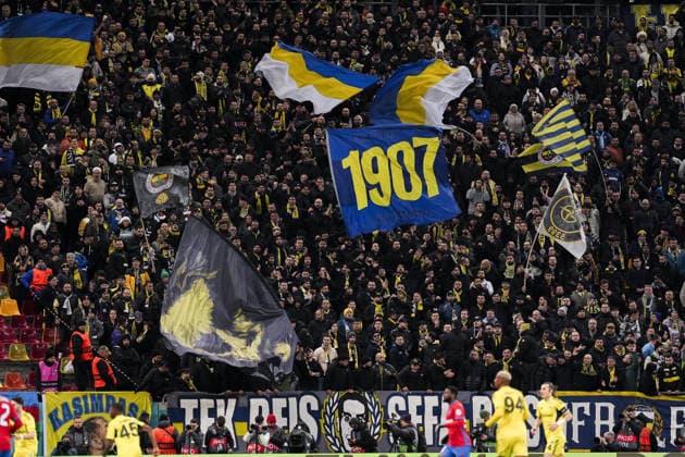 FCSB v Fenerbahce - UEFA Europa League BUCHAREST, ROMANIA - JANUARY 29: Fans show their support during the UEFA Europa League Week 8 football match between FCSB and Fenerbahce in Bucharest, Romania on January 29, 2026. Arife Karakum Anadolu Bucharest Romania. Editorial use only. Please get in touch for any other usage.  Copyright: x2026xAnadoluxArifexKarakumx