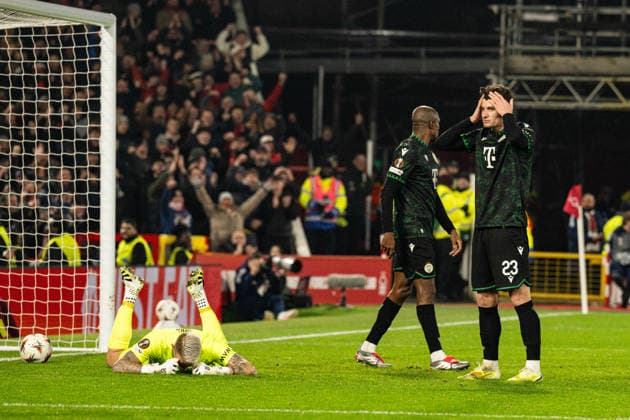 29th January 2026; The City Ground, Nottingham, England; UEFA Europa League Football, Nottingham Forest versus Ferencvarosi; Bence Otvos of Ferencvarosi TC holds his head after scoring an own goal in the 17th minute to make the score 1-0  GodfreyxPitt Content restricted for UK based newspaper
