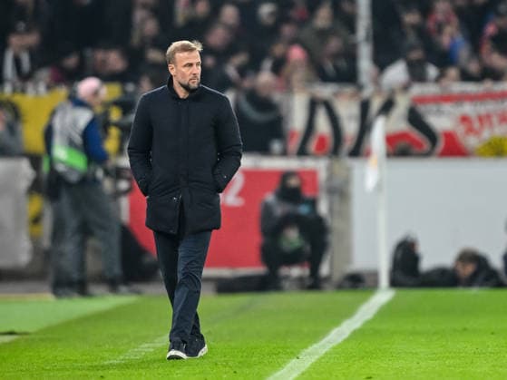 Trainer Sebastian Hoeneß (VfB Stuttgart) Looks on during the UEFA Europa League 2025 26 League Phase MD8 match between VfB Stuttgart and BSC Young Boys at Stuttgart Arena on January 29, 2026 in Stuttgart, Germany. (Photo by Harry Langer DeFodi Images) -