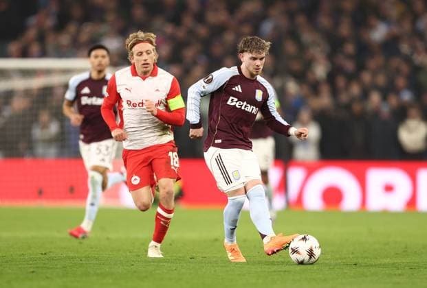 Harvey Elliott of Aston Villa Aston Villa v Red Bull Salzburg, UEFA Europa League, Group Stage, Football, Villa Park, Birmingham, UK - 29 Jan 2026Birmingham Villa Park United Kingdom EDITORIAL USE ONLY No use with unauthorised audio, video, data, fixture lists, club league logos or live services. Online in-match use limited to 120 images, no video emulation. No use in betting, games or single club league player publications.  Copyright: xRyanxBrowne Shutterstockx 16445867ba